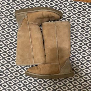 UGG Women’s Classic Tall Boot Beige Size 6